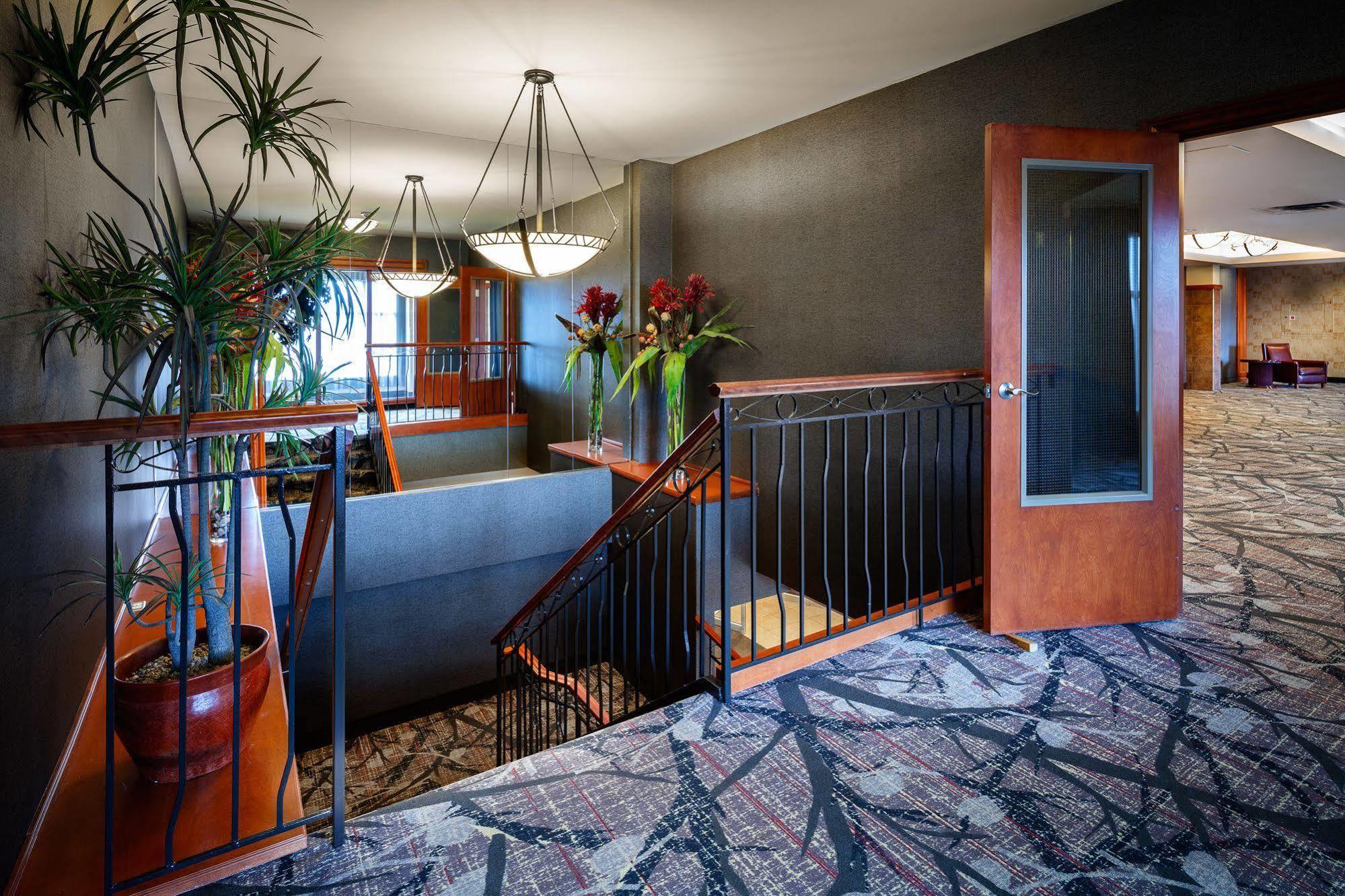 Royal Versailles 3* Montreal